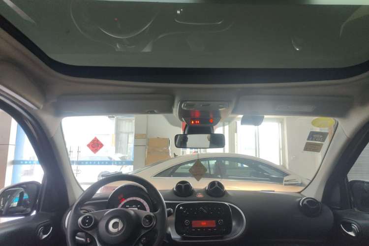 Used smart forfour 2016 1.0L 52 kW Passion Edition Headliner