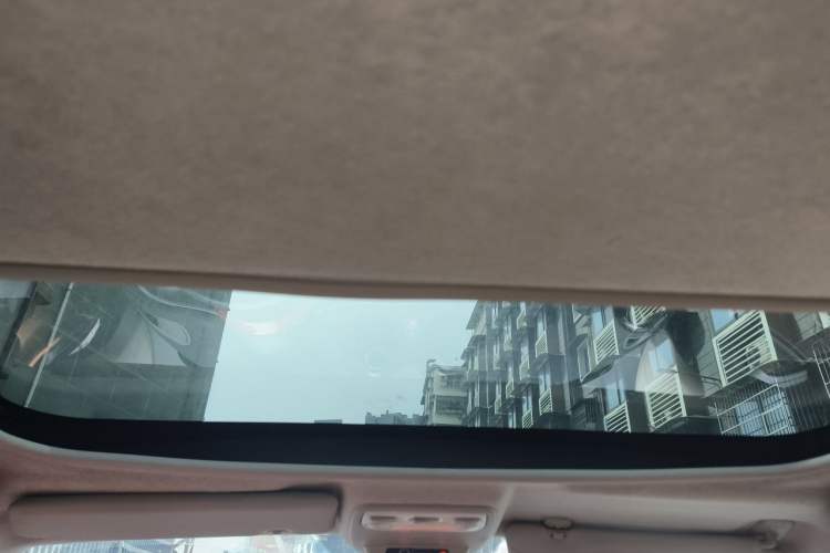 Used smart forfour 2016 1.0L 52 kW Passion Edition Headliner