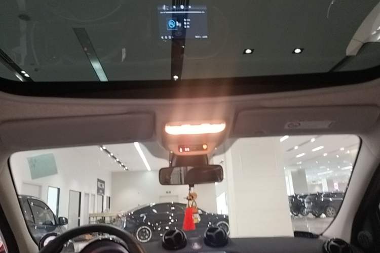 Used smart forfour 2016 0.9T 66 kW Pioneer Edition Headliner