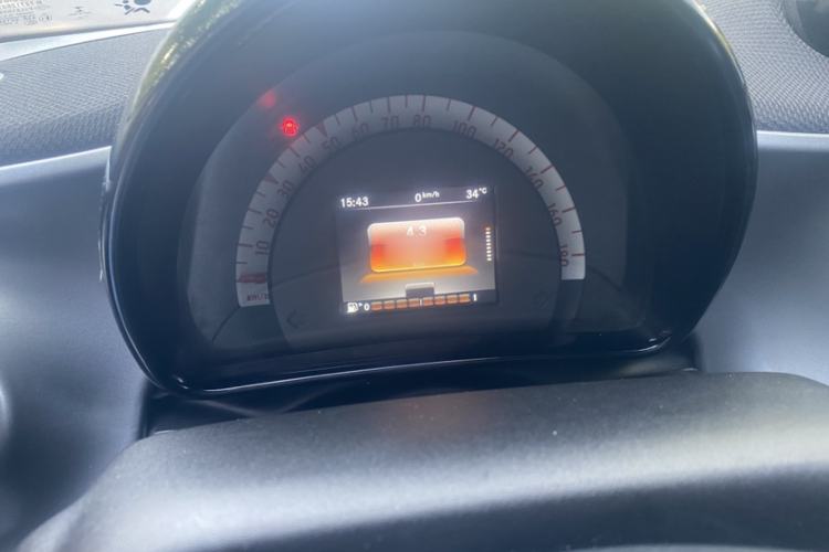 Used smart forfour 2016 1.0L 52 kW Passion Edition Instrument Cluster