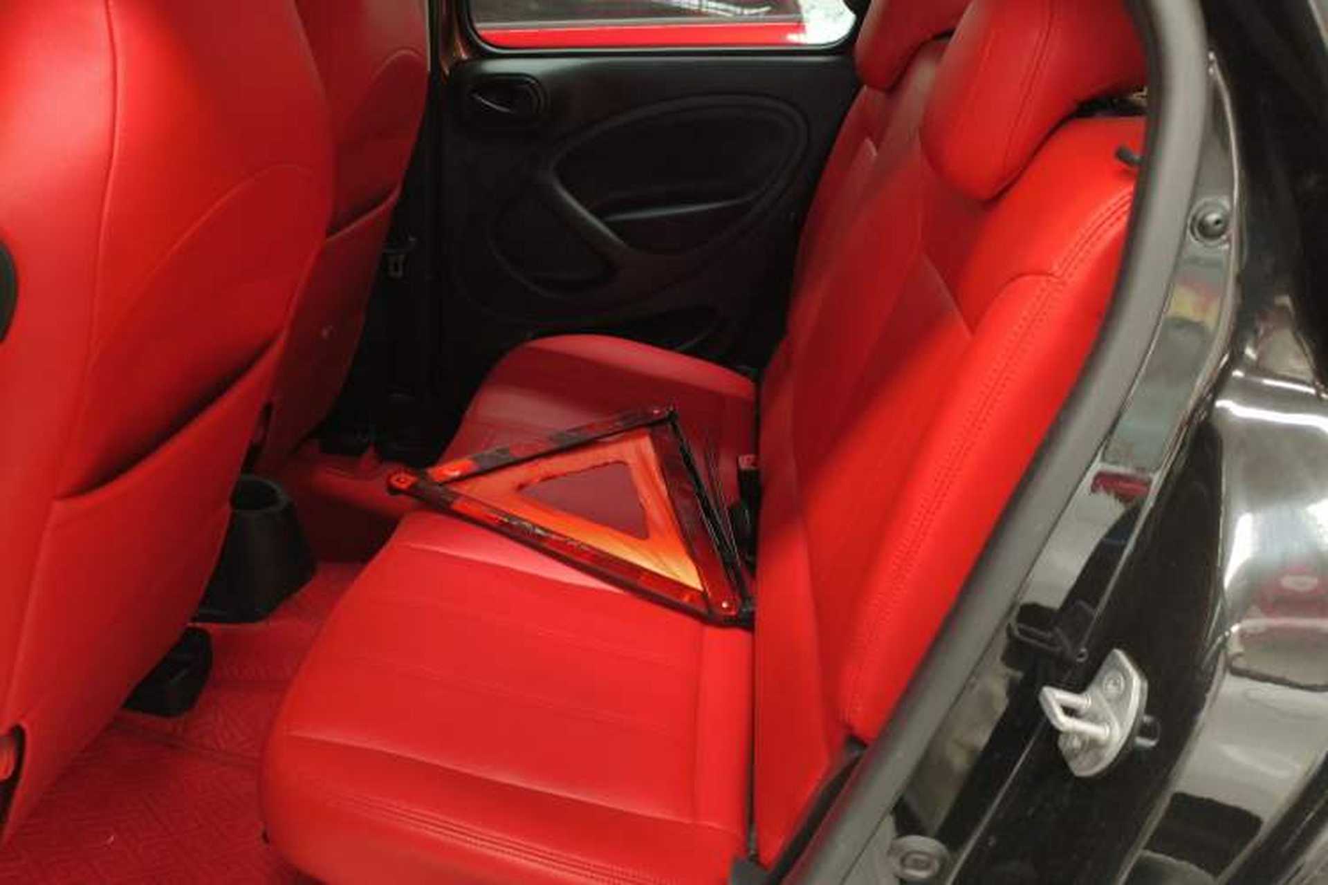Used smart forfour 2016 1.0L 52 kW Dynamic Edition Interior 4