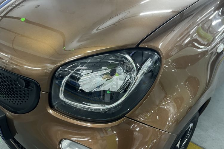 Used smart forfour 2016 1.0L 52 kW Passion Edition Left Front Headlight