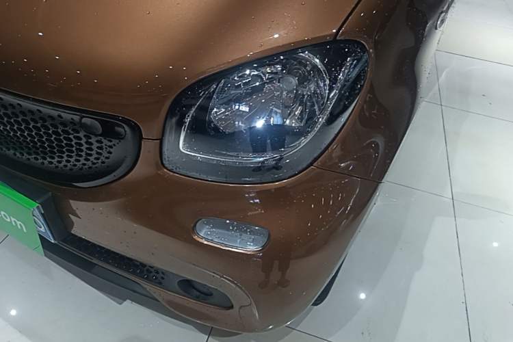 Used smart forfour 2016 1.0L 52 kW Passion Edition Left Front Headlight