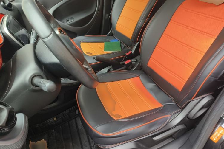 Used smart forfour 2016 1.0L 52 kW Passion Edition Left Front Seat