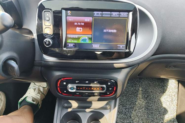 Used smart forfour 2016 0.9T 66 kW Pioneer Edition Audio And AC Panel