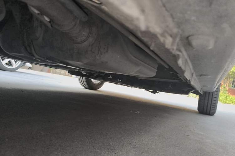 Used smart forfour 2016 1.0L 52 kW Dynamic Edition Chassis Rear Right