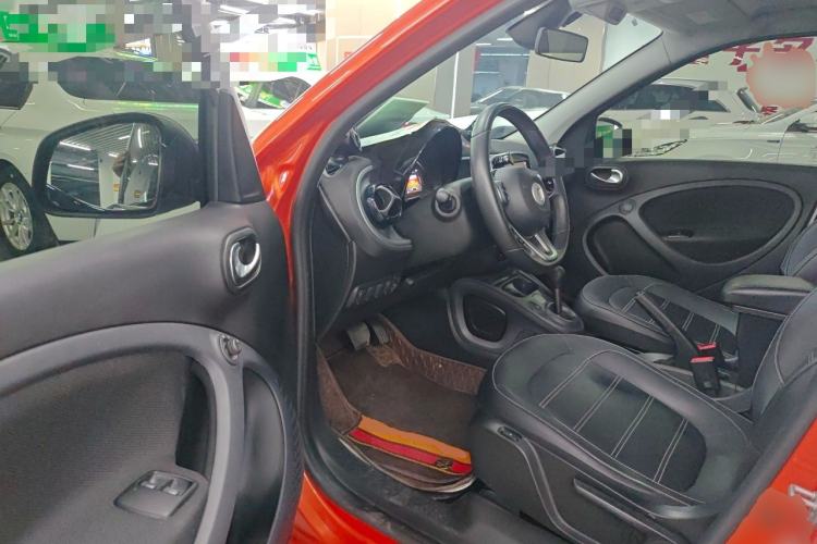 Used smart forfour 2016 0.9T 66 kW Pioneer Edition Driver Seat