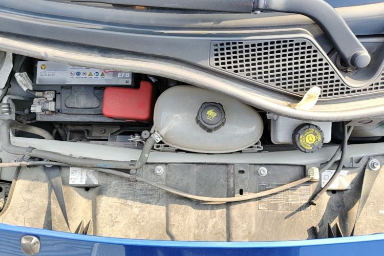 Used smart forfour 2016 0.9T 66 kW Pioneer Edition Engine Bay