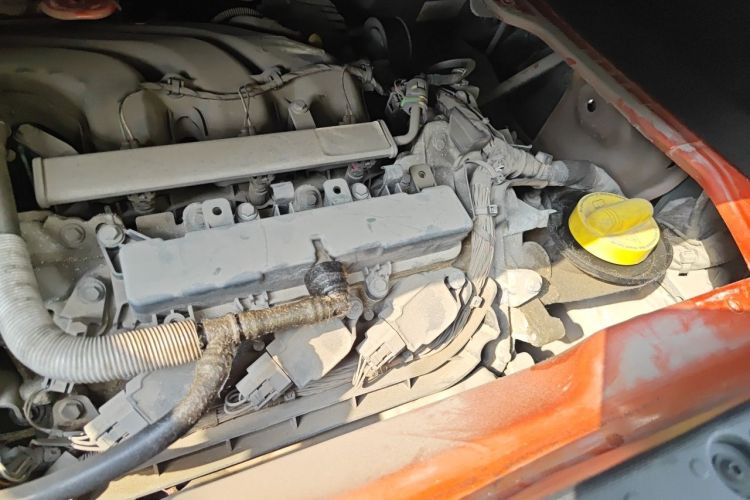 Used smart forfour 2016 1.0L 52 kW Passion Edition Engine Bay Left