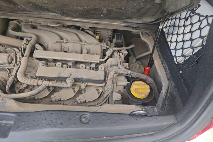 Used smart forfour 2016 1.0L 52 kW Passion Edition Engine Bay Left