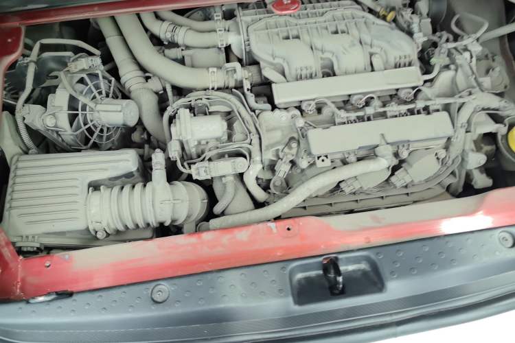 Used smart forfour 2016 0.9T 66 kW Pioneer Edition Engine Bay