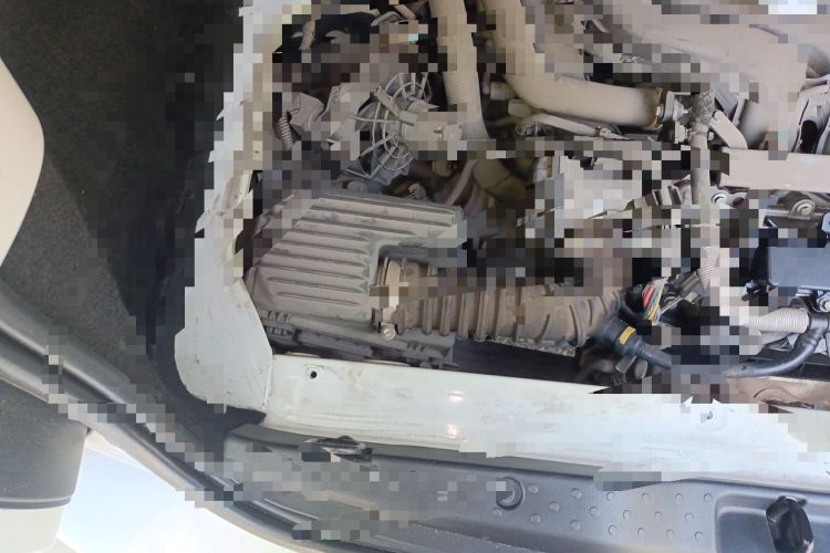 Used smart forfour 2016 1.0L 52 kW Passion Edition Engine Bay Right