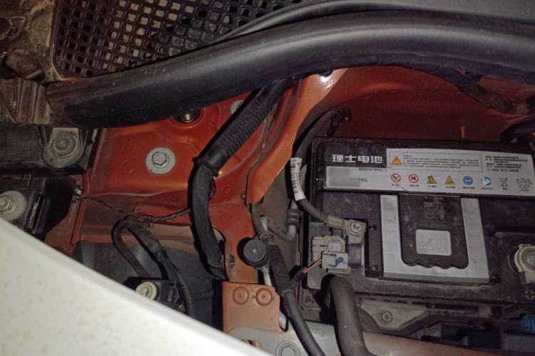 Used smart forfour 2016 0.9T 66 kW Pioneer Edition Engine Bay Right