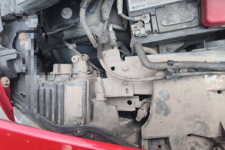 Used smart forfour 2016 0.9T 66 kW Pioneer Edition Engine Bay Right