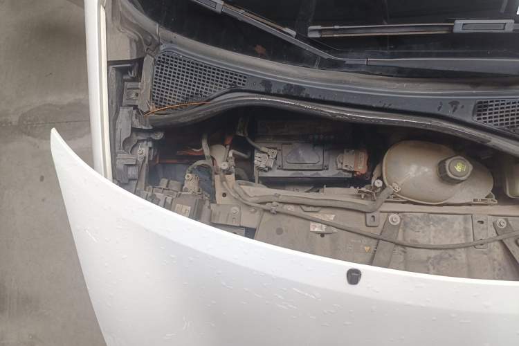 Used smart forfour 2016 1.0L 52 kW Dynamic Edition Engine Bay Right