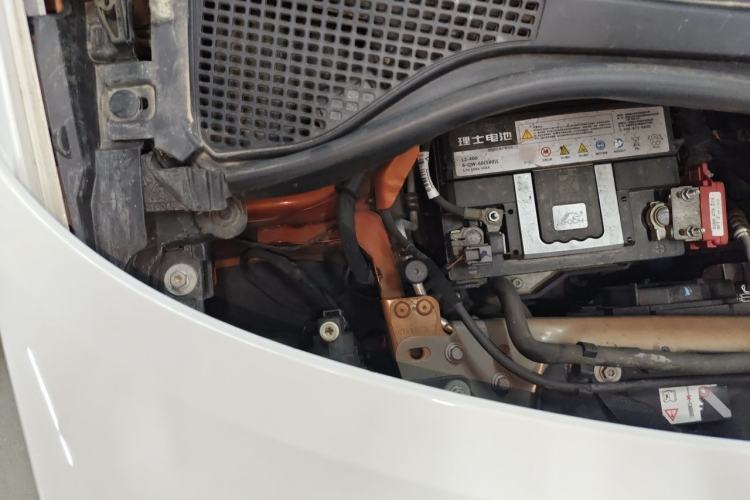 Used smart forfour 2016 0.9T 66 kW Pioneer Edition Engine Bay Right
