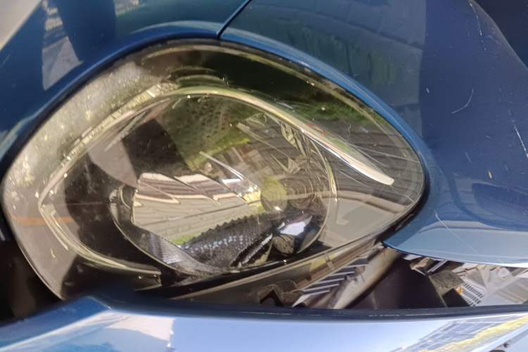 Used smart forfour 2016 1.0L 52 kW Dynamic Edition Engine Bay Right