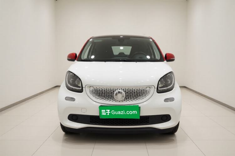 Used smart forfour 2016 1.0L 52 kW Passion Edition Front