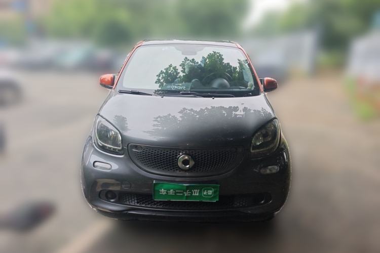 Used smart forfour 2016 1.0L 52 kW Passion Edition Front