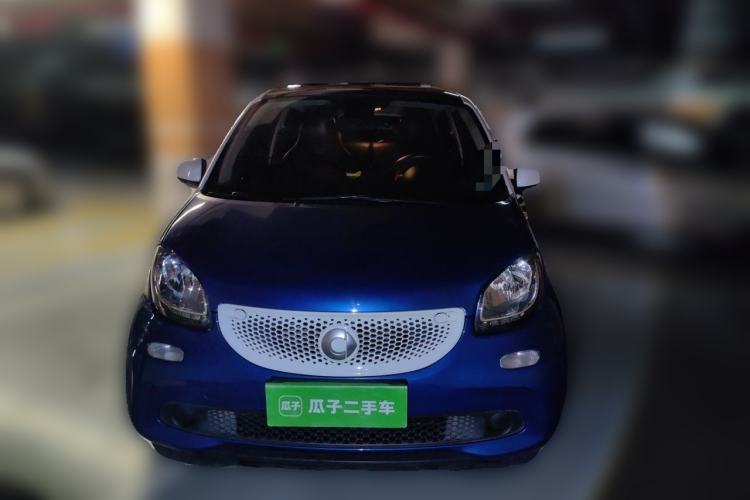 Used smart forfour 2016 1.0L 52 kW Passion Edition Front