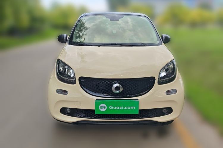 Used smart forfour 2016 1.0L 52 kW Passion Edition Front