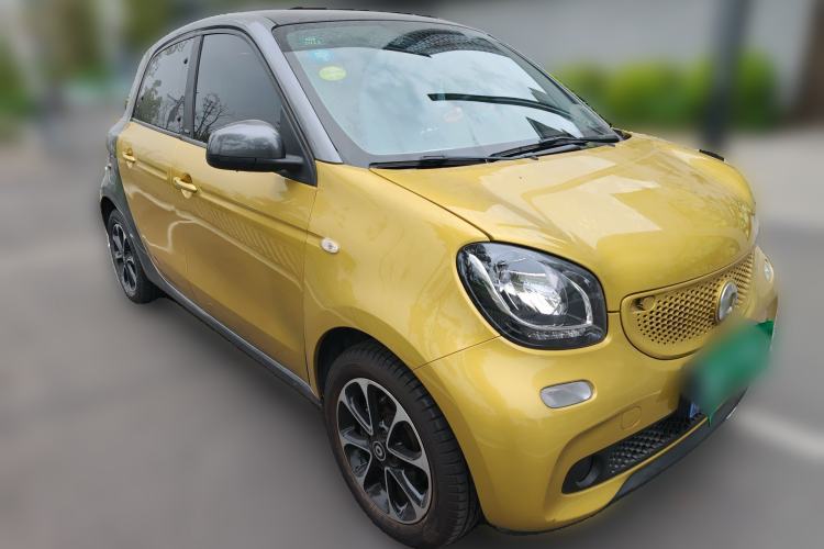 Used smart forfour 2016 1.0L 52 kW Passion Edition Front Right 45 Deg