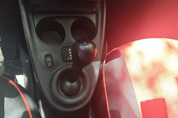 Used smart forfour 2016 1.0L 52 kW Dynamic Edition Gear Lever