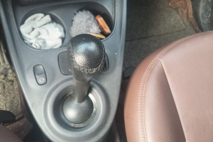 Used smart forfour 2016 1.0L 52 kW Dynamic Edition Gear Lever