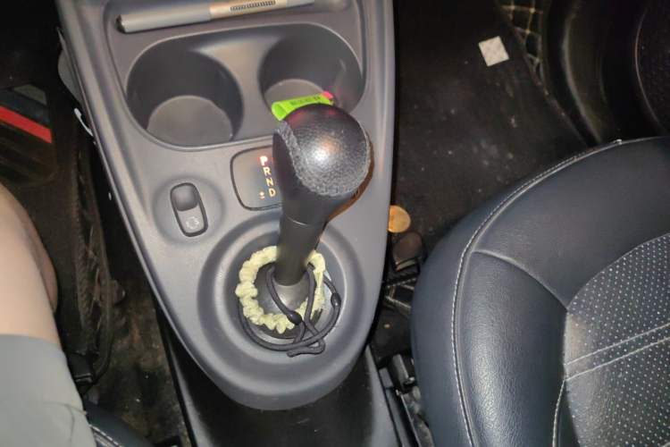 Used smart forfour 2016 1.0L 52 kW Passion Edition Gear Lever