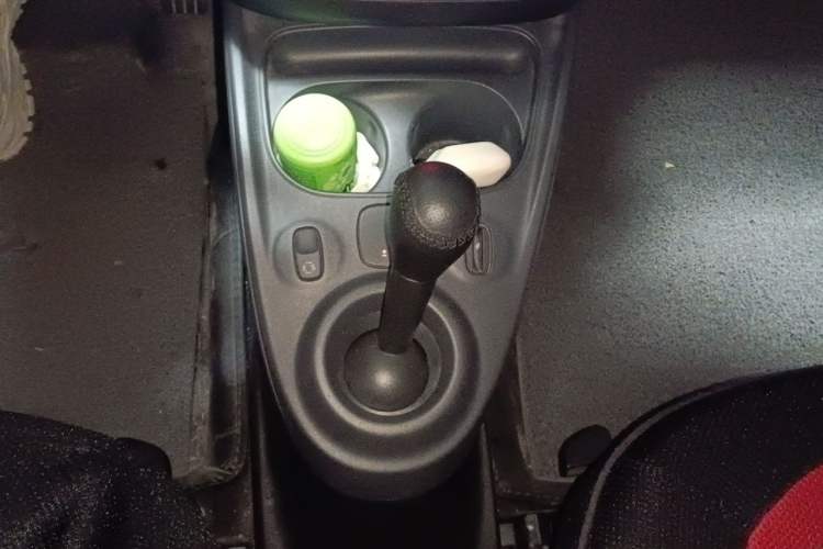 Used smart forfour 2016 1.0L 52 kW Dynamic Edition Gear Lever