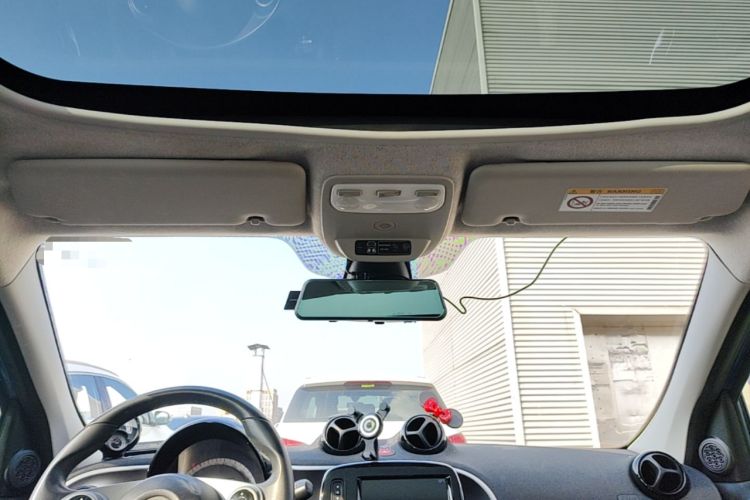 Used smart forfour 2016 0.9T 66 kW Pioneer Edition Headliner