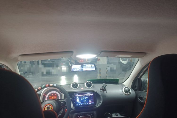 Used smart forfour 2016 1.0L 52 kW Dynamic Edition Headliner