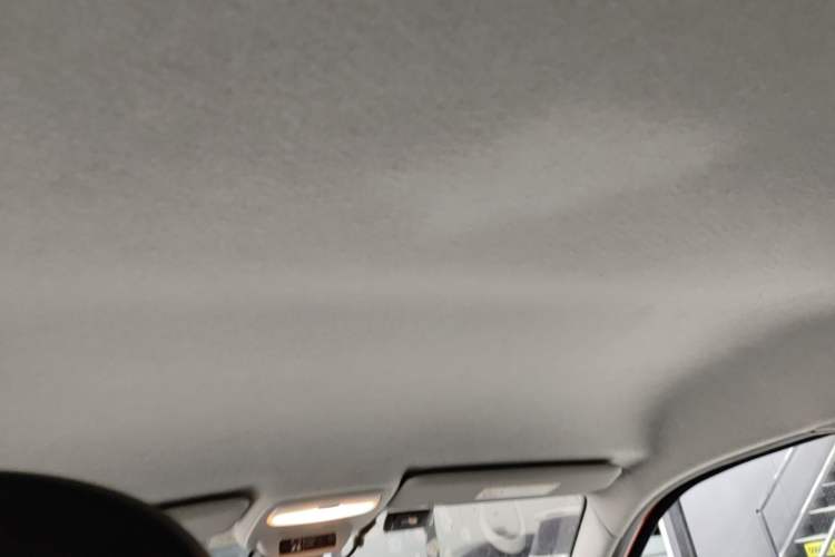 Used smart forfour 2016 1.0L 52 kW Dynamic Edition Headliner