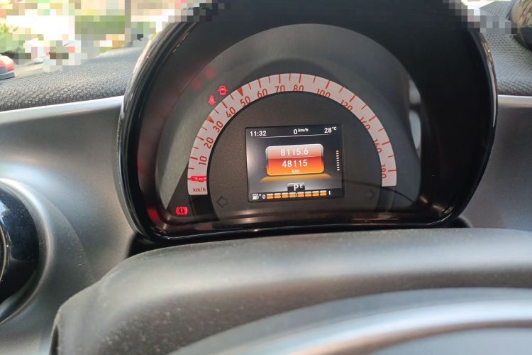 Used smart forfour 2016 1.0L 52 kW Passion Edition Instrument Cluster