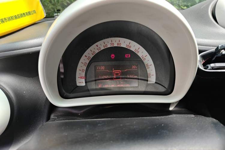 Used smart forfour 2016 1.0L 52 kW Dynamic Edition Instrument Cluster