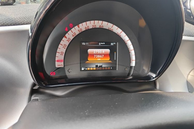 Used smart forfour 2016 1.0L 52 kW Passion Edition Instrument Cluster