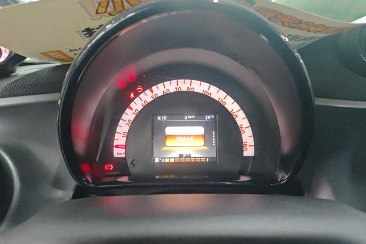 Used smart forfour 2016 0.9T 66 kW Pioneer Edition Instrument Cluster