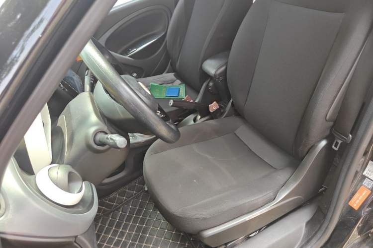 Used smart forfour 2016 1.0L 52 kW Dynamic Edition Left Front Seat