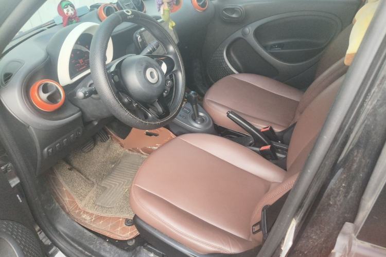 Used smart forfour 2016 1.0L 52 kW Dynamic Edition Left Front Seat