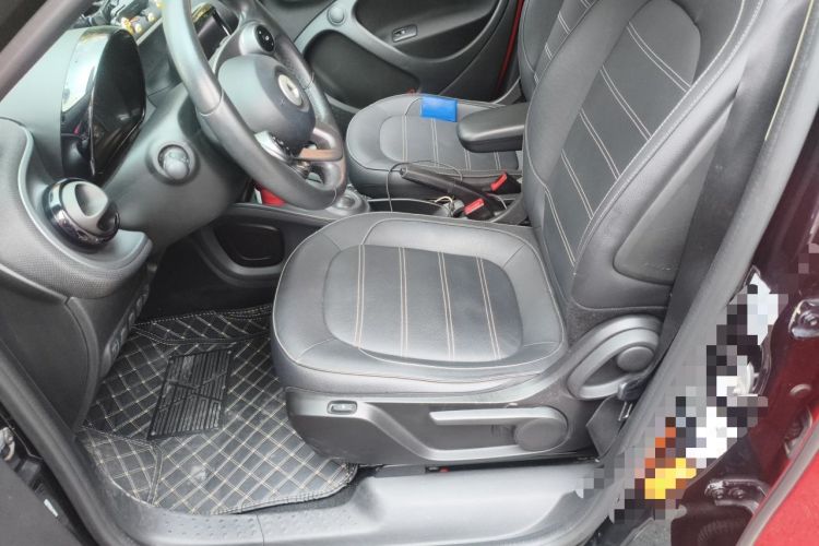Used smart forfour 2016 0.9T 66 kW Pioneer Edition Left Front Seat