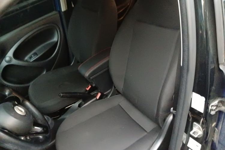 Used smart forfour 2016 1.0L 52 kW Dynamic Edition Left Front Seat