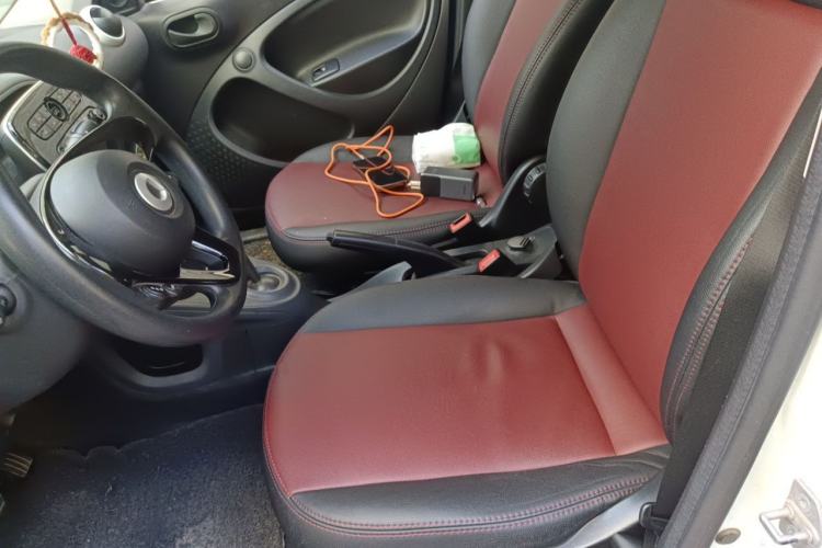Used smart forfour 2016 1.0L 52 kW Dynamic Edition Left Front Seat