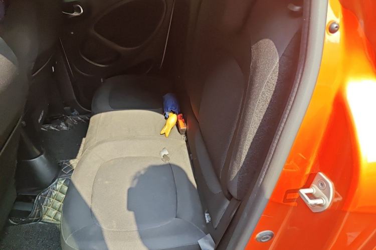 Used smart forfour 2016 1.0L 52 kW Passion Edition Left Rear Seat