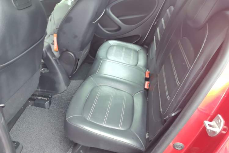 Used smart forfour 2016 0.9T 66 kW Pioneer Edition Left Rear Seat