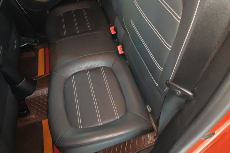 Used smart forfour 2016 0.9T 66 kW Pioneer Edition Left Rear Seat