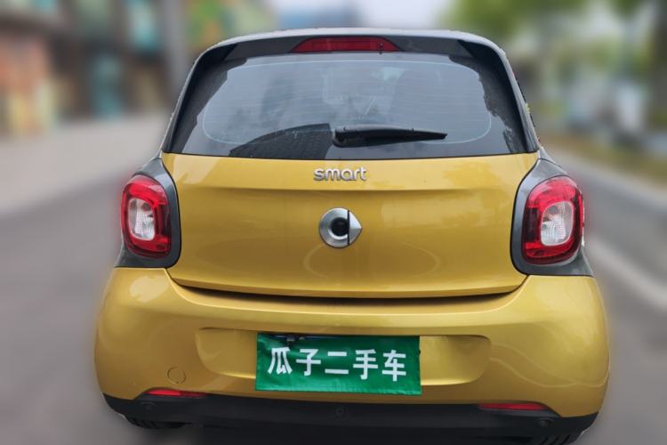 Used smart forfour 2016 1.0L 52 kW Passion Edition Rear