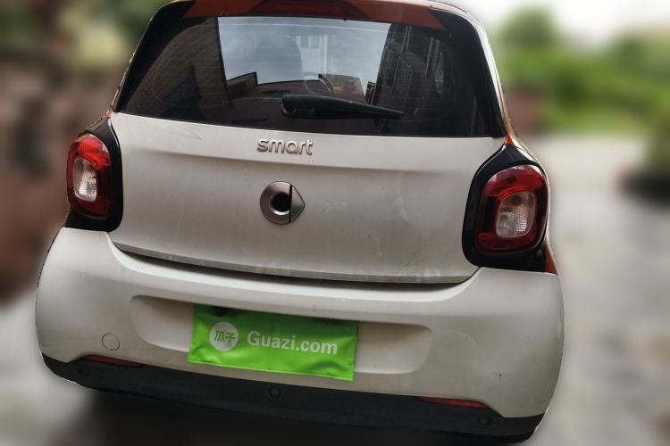 Used smart forfour 2016 1.0L 52 kW Passion Edition Rear