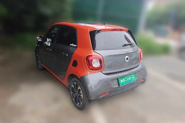 Used smart forfour 2016 1.0L 52 kW Passion Edition Rear Left 45 Deg