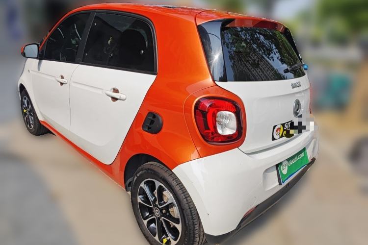 Used smart forfour 2016 1.0L 52 kW Passion Edition Rear Left 45 Deg