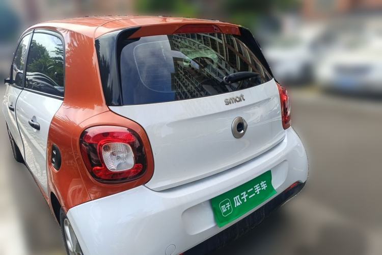 Used smart forfour 2016 1.0L 52 kW Dynamic Edition Rear Left 45 Deg